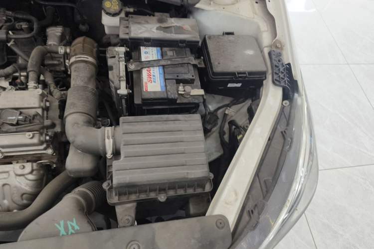 Used CHANGAN Alsvin 2019 1.5L DCT Luxury Version China VI Standard Engine Bay Left
