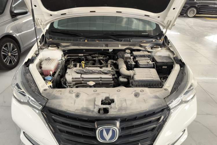 Used CHANGAN Alsvin 2019 1.4L Manual Comfort Edition China VI Standard Engine Bay