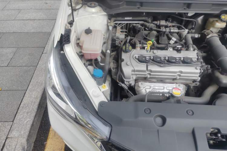 Used CHANGAN Alsvin 2019 1.5L DCT Comfort Model China VI Standard Engine Bay Right