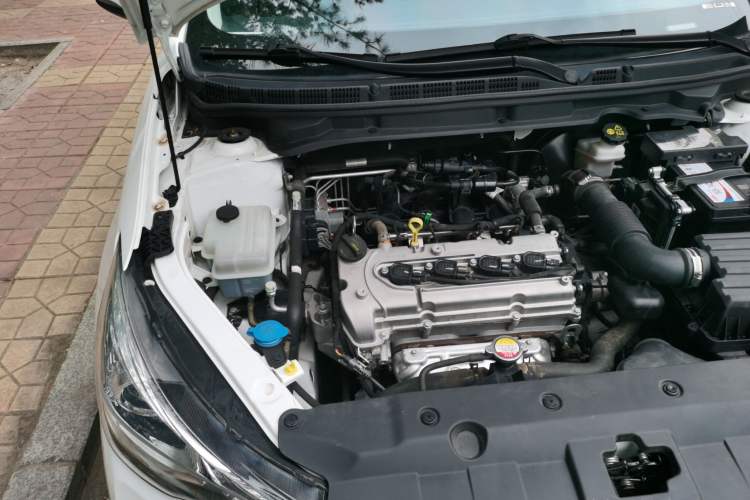 Used CHANGAN Alsvin 2019 1.5L DCT Comfort Model China VI Standard Engine Bay Right