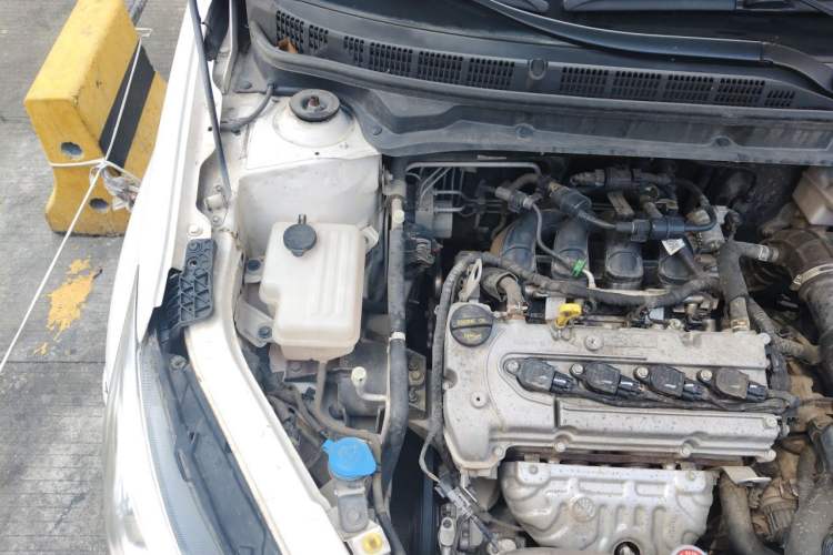 Used CHANGAN Alsvin 2019 1.5L DCT Comfort Model China VI Standard Engine Bay Right