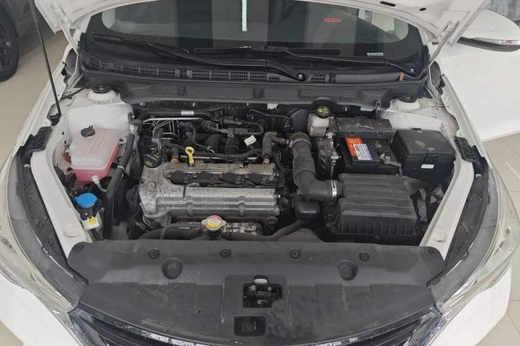 Used CHANGAN Alsvin 2019 1.5L DCT Comfort Model China VI Standard Engine Bay