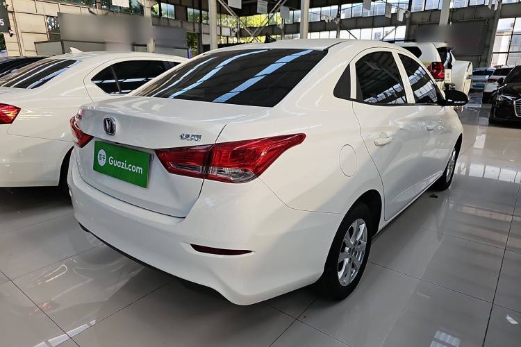Used CHANGAN Alsvin 2019 1.4L Manual Comfort Edition China VI Standard Exterior 3