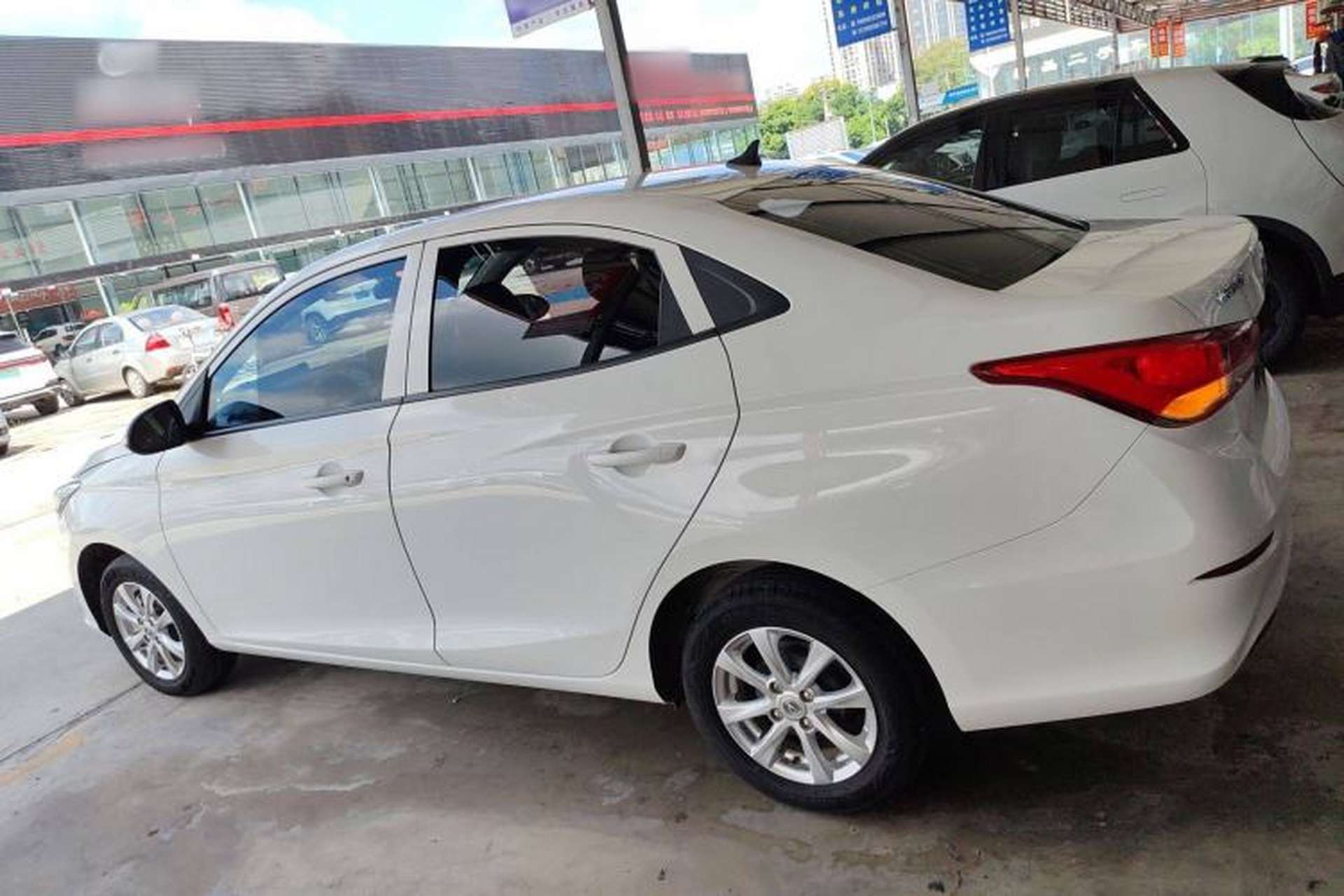 Used CHANGAN Alsvin 2019 1.4L Manual Comfort Edition China VI Standard Exterior 3