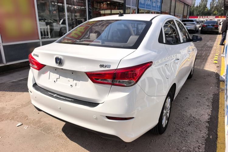Used CHANGAN Alsvin 2019 1.4L Manual Luxury Version China VI Standard Exterior 3