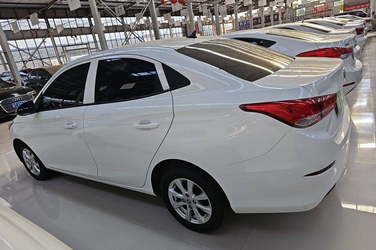 Used CHANGAN Alsvin 2019 1.4L Manual Comfort Edition China VI Standard Exterior 5