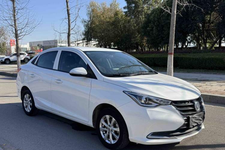 Used CHANGAN Alsvin 2019 1.4L Manual Comfort Edition China VI Standard Exterior 5