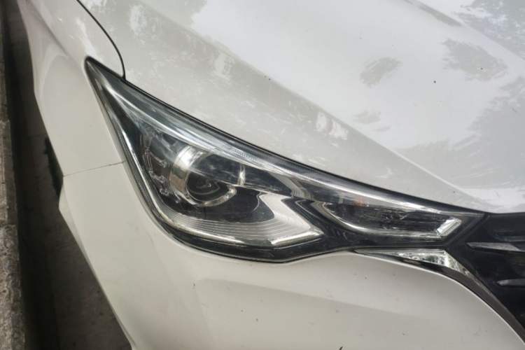 Used CHANGAN Alsvin 2019 1.5L DCT Comfort Model China VI Standard Exterior 5
