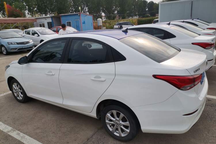 Used CHANGAN Alsvin 2019 1.5L DCT LianDong Cloud Edition Exterior 5