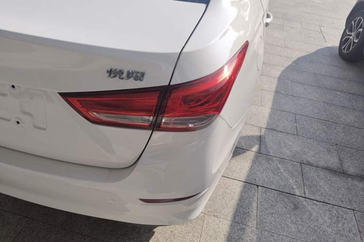 Used CHANGAN Alsvin 2019 1.5L DCT Comfort Model China VI Standard Exterior 6