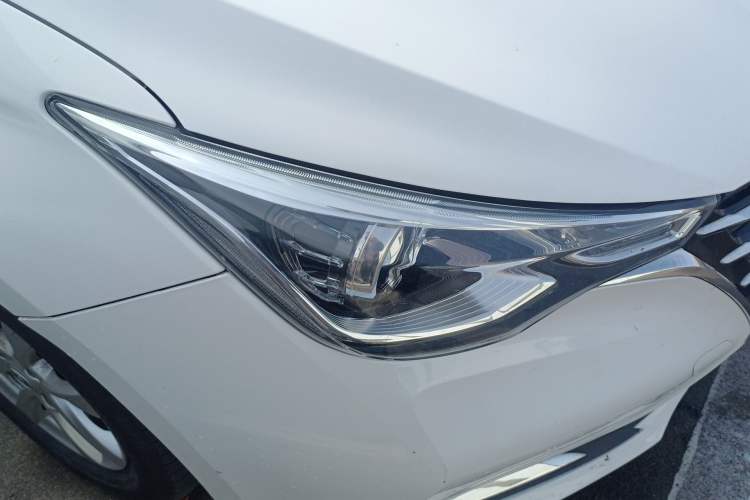 Used CHANGAN Alsvin 2019 1.4L Manual Comfort Edition China VI Standard Exterior 6