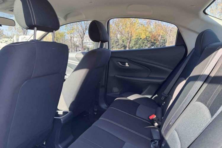 Used CHANGAN Alsvin 2019 1.4L Manual Comfort Edition China VI Standard Exterior 6