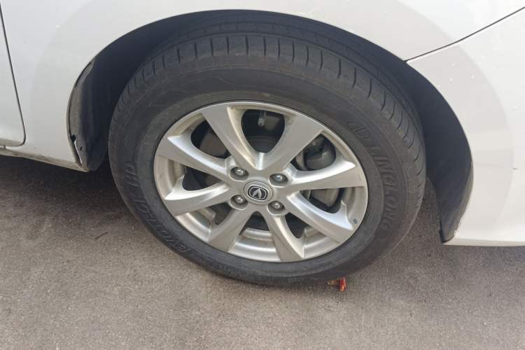 Used CHANGAN Alsvin 2019 1.4L Manual Comfort Edition China VI Standard Exterior 7