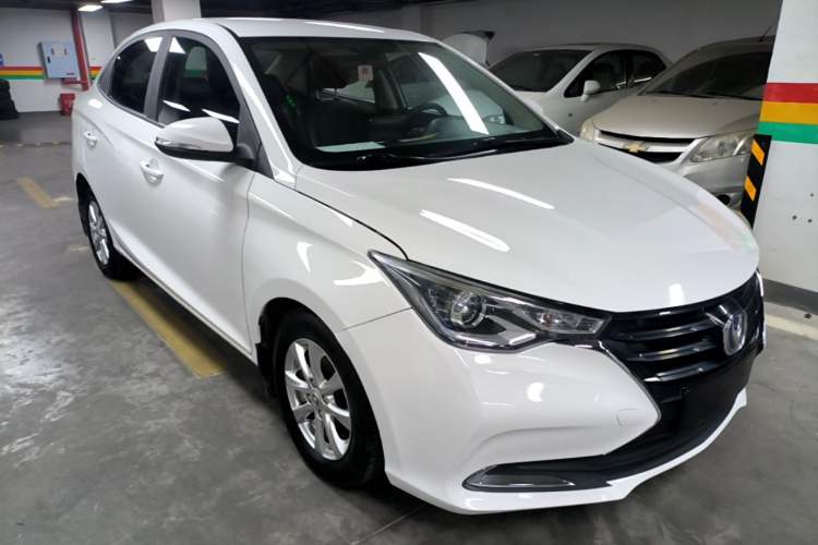 Used CHANGAN Alsvin 2019 1.5L DCT Comfort Model China VI Standard Front Right 45 Deg