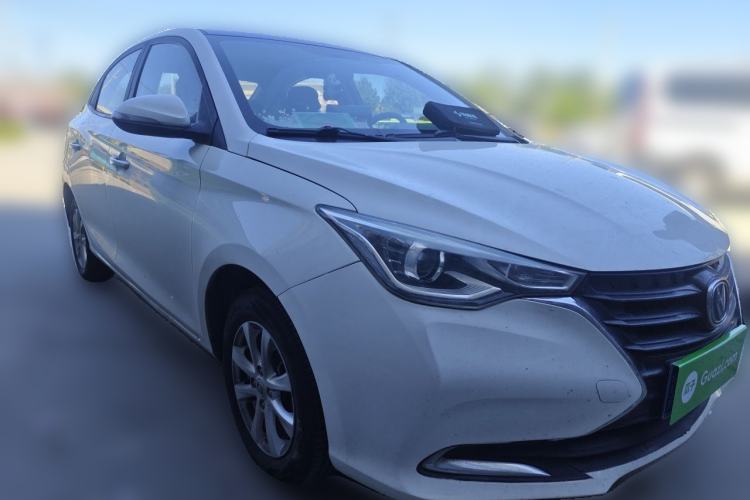 Used CHANGAN Alsvin 2019 1.5L DCT Comfort Model China VI Standard Front Right 45 Deg
