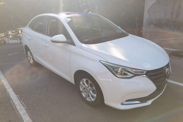 Used CHANGAN Alsvin 2019 1.5L DCT LianDong Cloud Edition Front Right 45 Deg
