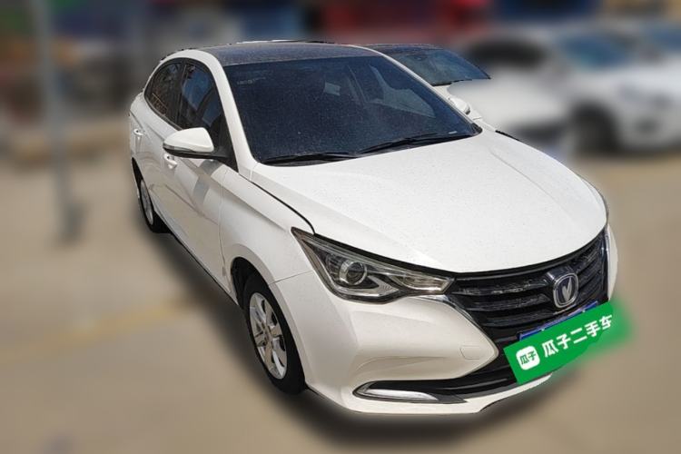 Used CHANGAN Alsvin 2019 1.5L DCT Luxury Version China VI Standard Front Right 45 Deg
