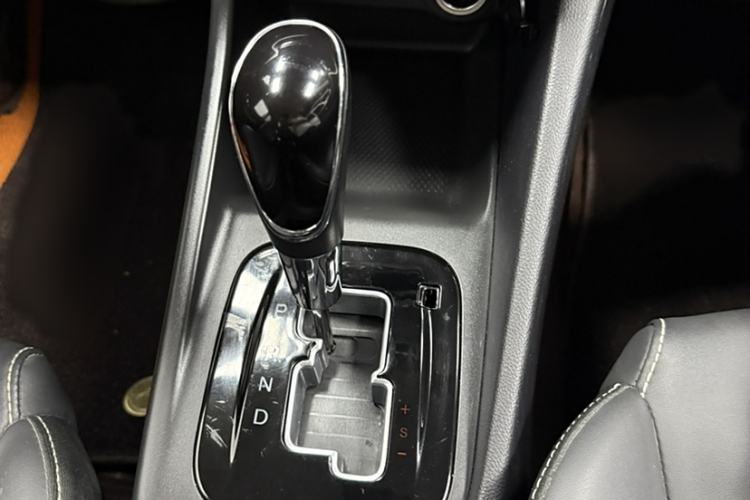 Used CHANGAN Alsvin 2019 1.5L DCT LianDong Cloud Edition Gear Lever