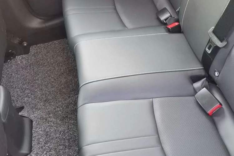 Used CHANGAN Alsvin 2019 1.5L DCT LianDong Cloud Edition Gear Lever