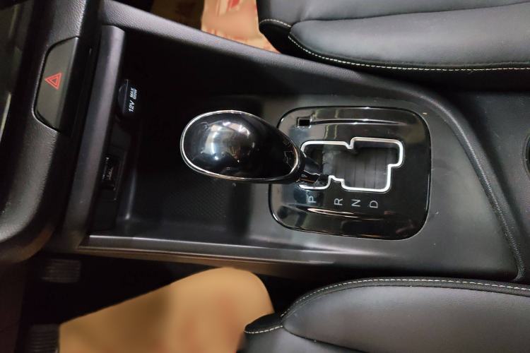 Used CHANGAN Alsvin 2019 1.5L DCT LianDong Cloud Edition Gear Lever