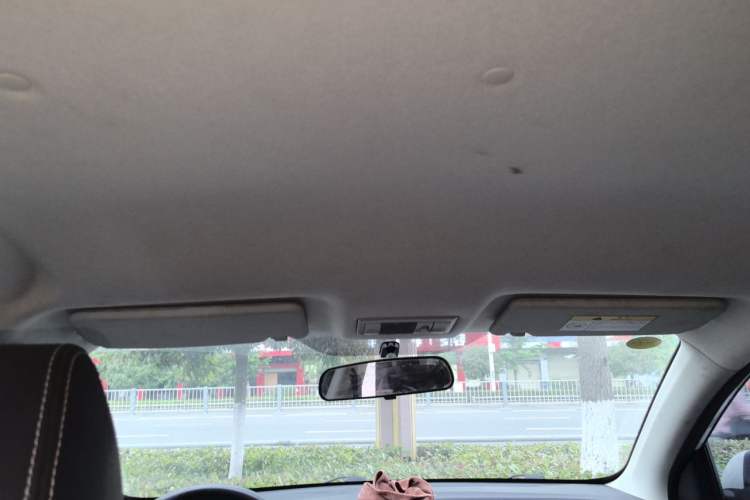 Used CHANGAN Alsvin 2019 1.5L DCT Luxury Version China VI Standard Headliner