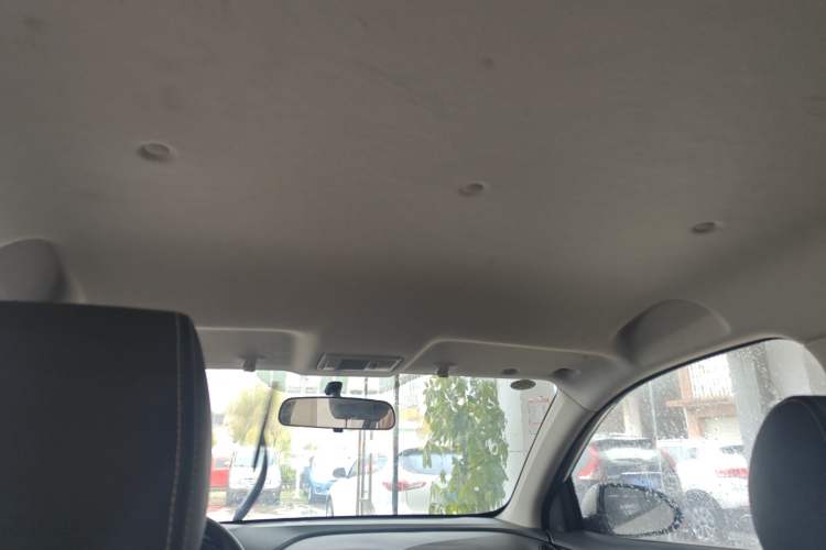 Used CHANGAN Alsvin 2019 1.5L DCT Comfort Model China VI Standard Headliner