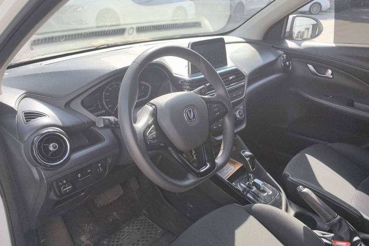 Used CHANGAN Alsvin 2019 1.5L DCT Comfort Model China VI Standard Interior 1