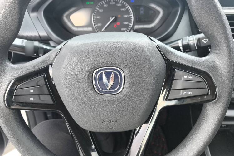 Used CHANGAN Alsvin 2019 1.5L DCT Comfort Model China VI Standard Interior 1