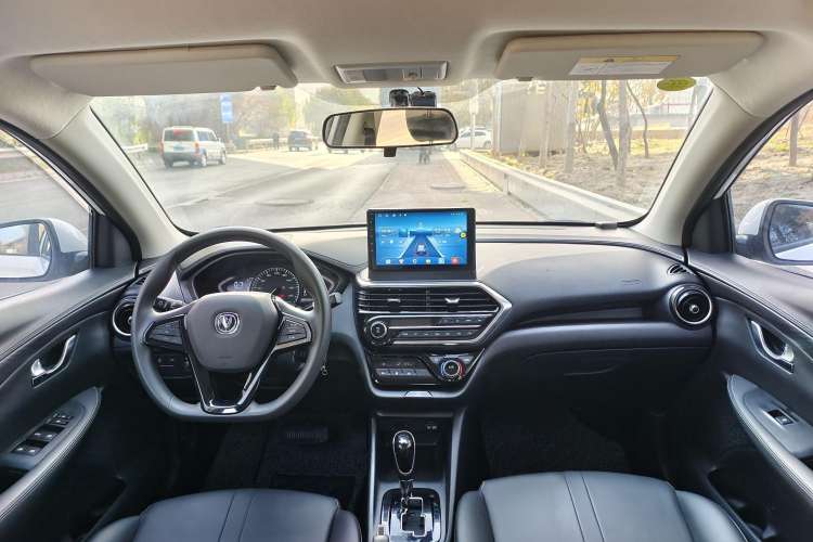 Used CHANGAN Alsvin 2019 1.5L DCT Comfort Model China VI Standard Interior 10