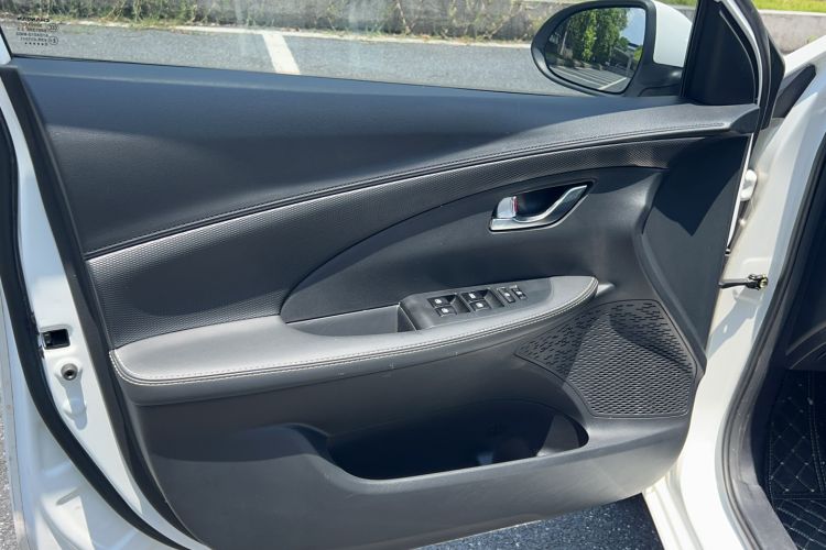 Used CHANGAN Alsvin 2019 1.5L DCT LianDong Cloud Edition Interior 2