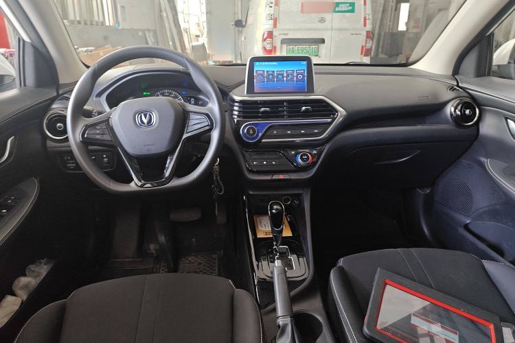 Used CHANGAN Alsvin 2019 1.5L DCT Comfort Model China VI Standard Interior 2