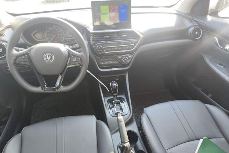 Used CHANGAN Alsvin 2019 1.5L DCT Comfort Model China VI Standard Interior 2