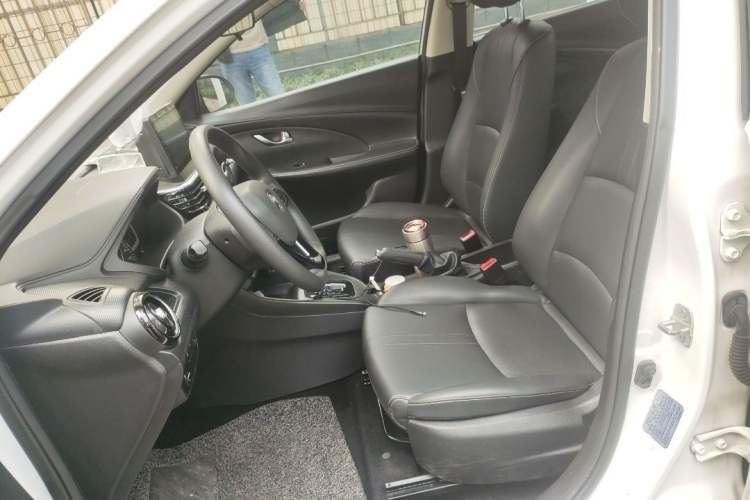 Used CHANGAN Alsvin 2019 1.5L DCT Comfort Model China VI Standard Interior 2