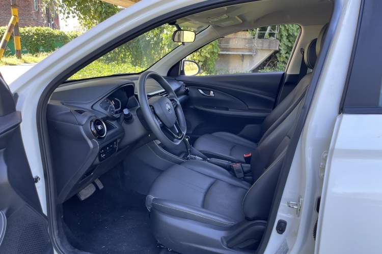 Used CHANGAN Alsvin 2019 1.5L DCT LianDong Cloud Edition Interior 2