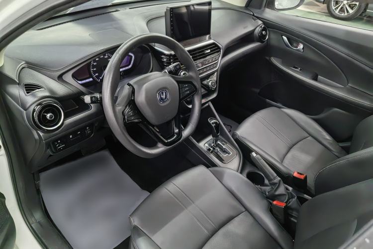 Used CHANGAN Alsvin 2019 1.5L DCT Comfort Model China VI Standard Interior 3