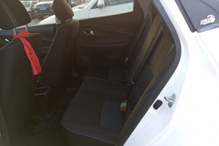 Used CHANGAN Alsvin 2019 1.4L Manual Comfort Edition China VI Standard Interior 4