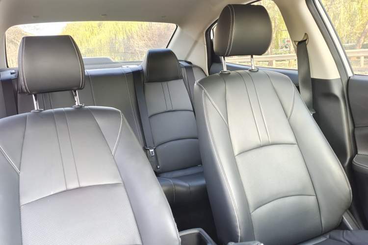Used CHANGAN Alsvin 2019 1.5L DCT Comfort Model China VI Standard Interior 4