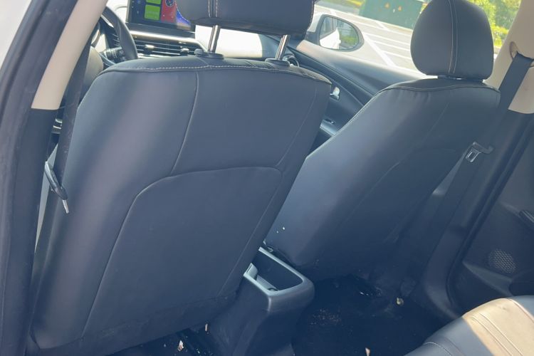 Used CHANGAN Alsvin 2019 1.5L DCT Comfort Model China VI Standard Interior 5