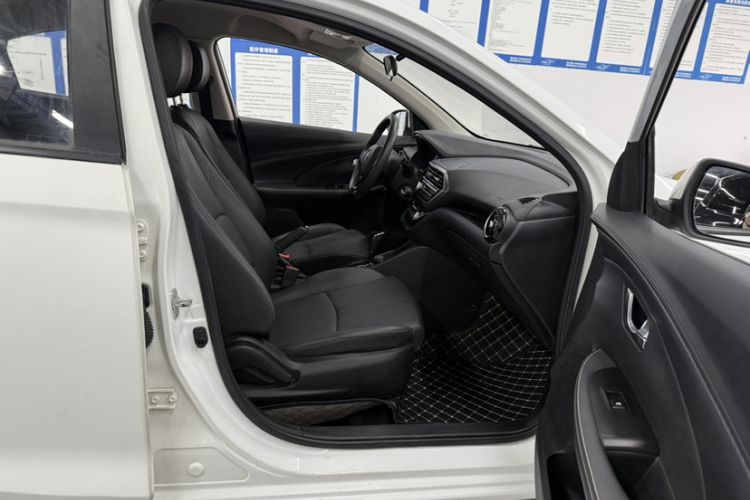 Used CHANGAN Alsvin 2019 1.5L DCT LianDong Cloud Edition Interior 5