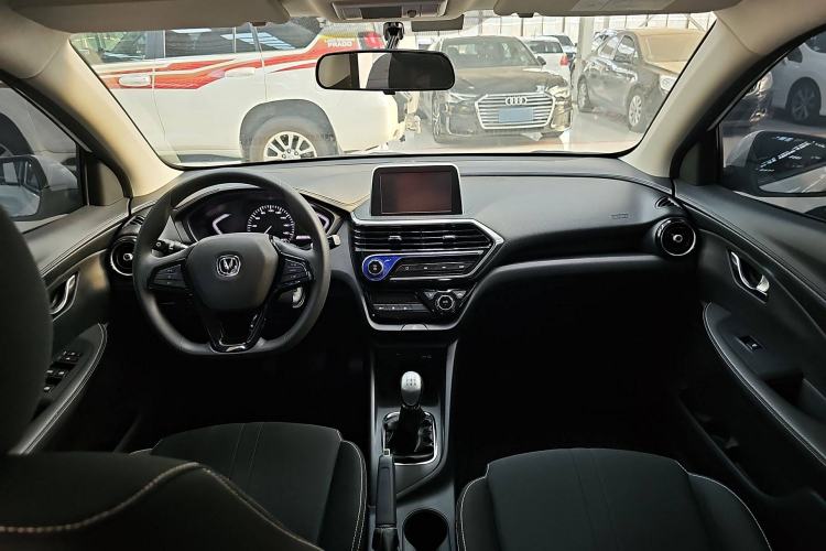 Used CHANGAN Alsvin 2019 1.4L Manual Comfort Edition China VI Standard Interior 6