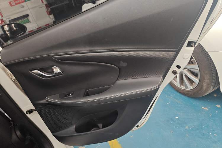 Used CHANGAN Alsvin 2019 1.5L DCT Comfort Model China VI Standard Interior 6