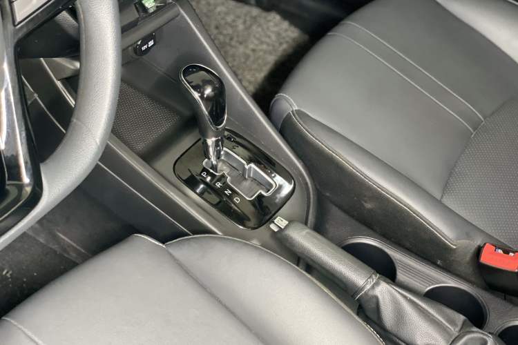 Used CHANGAN Alsvin 2019 1.5L DCT LianDong Cloud Edition Interior 6