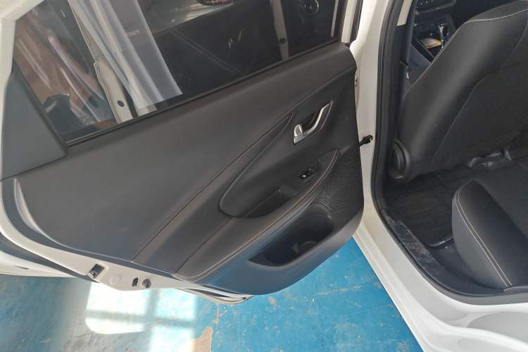 Used CHANGAN Alsvin 2019 1.5L DCT Comfort Model China VI Standard Interior 8