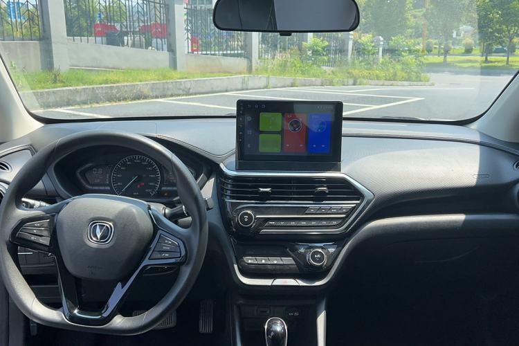 Used CHANGAN Alsvin 2019 1.5L DCT Comfort Model China VI Standard Interior 8