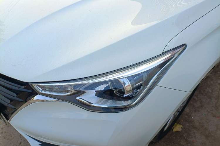 Used CHANGAN Alsvin 2019 1.4L Manual Comfort Edition China VI Standard Left Front Headlight