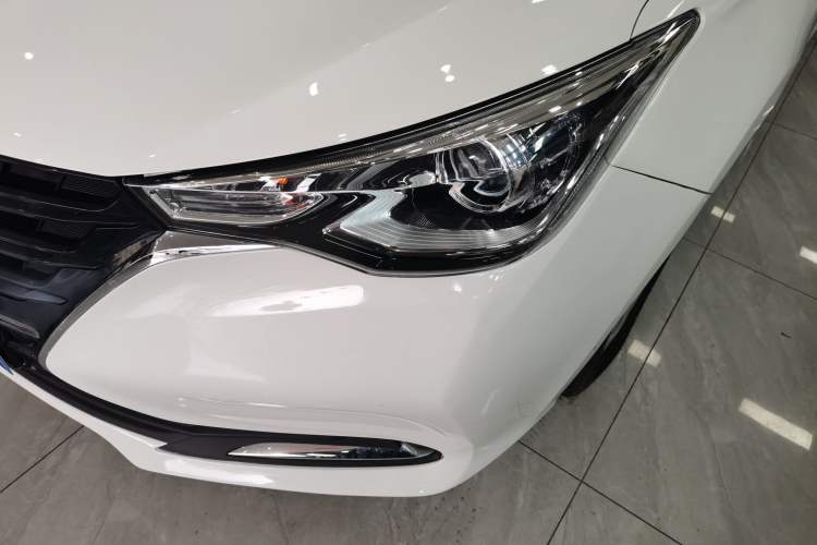 Used CHANGAN Alsvin 2019 1.5L DCT Comfort Model China VI Standard Left Front Headlight