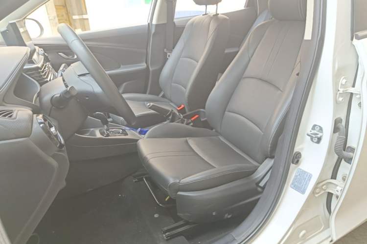 Used CHANGAN Alsvin 2019 1.5L DCT LianDong Cloud Edition Left Front Seat