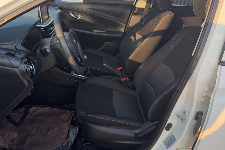 Used CHANGAN Alsvin 2019 1.4L Manual Comfort Edition China VI Standard Left Front Seat