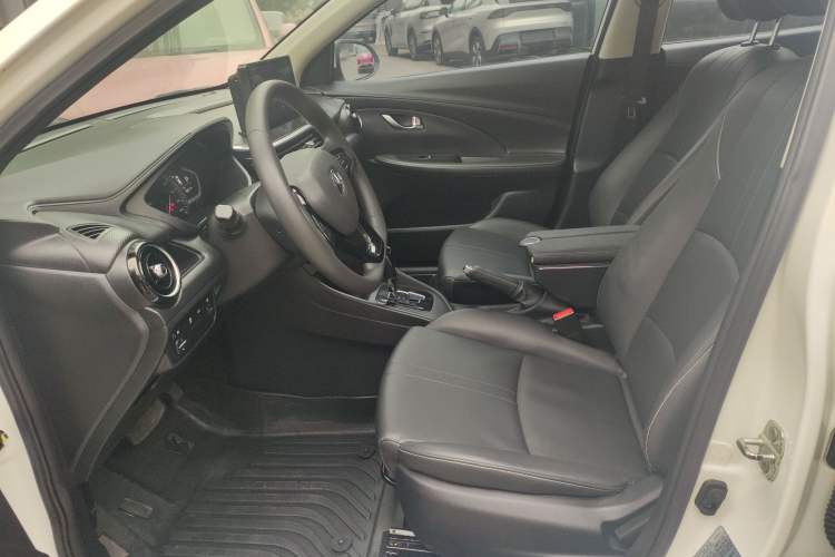Used CHANGAN Alsvin 2019 1.5L DCT Comfort Model China VI Standard Left Front Seat