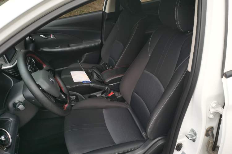 Used CHANGAN Alsvin 2019 1.5L DCT Comfort Model China VI Standard Left Front Seat